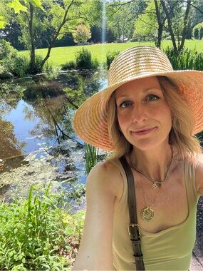 Meet your Posher, Melanie
